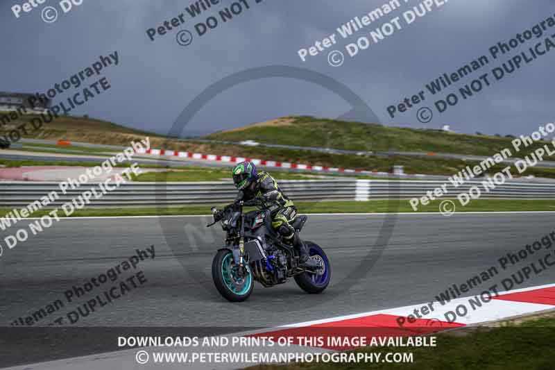 cadwell no limits trackday;cadwell park;cadwell park photographs;cadwell trackday photographs;enduro digital images;event digital images;eventdigitalimages;navarra;no limits trackdays;peter wileman photography;racing digital images;trackday digital images;trackday photos